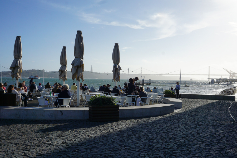 nabrezi Cais do Sodre